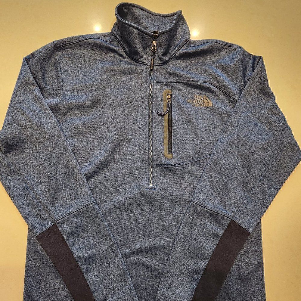 The North Face 1/4 zip pullover. Size S - Picture 1 of 4